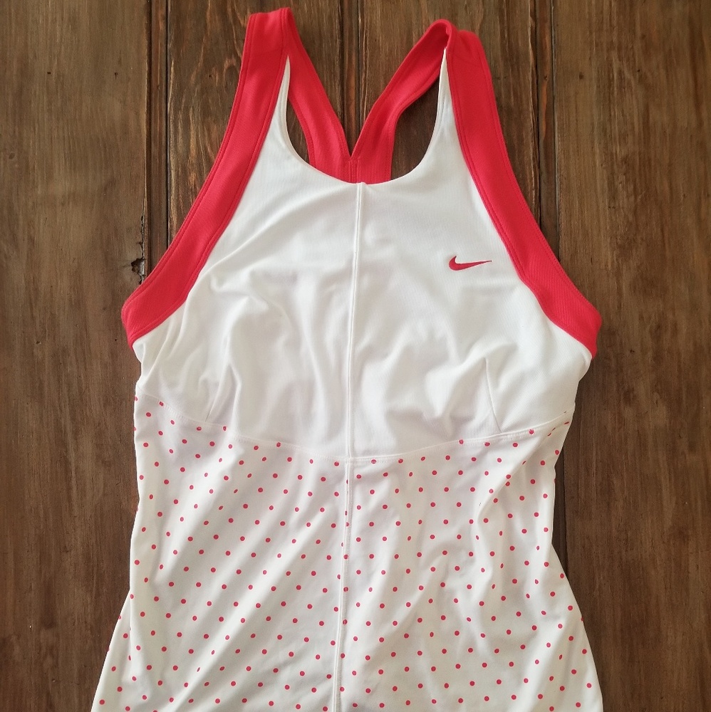 Nike workout top